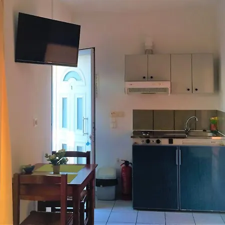 Ouranos Studios Apartment Kalamaki (Chania)