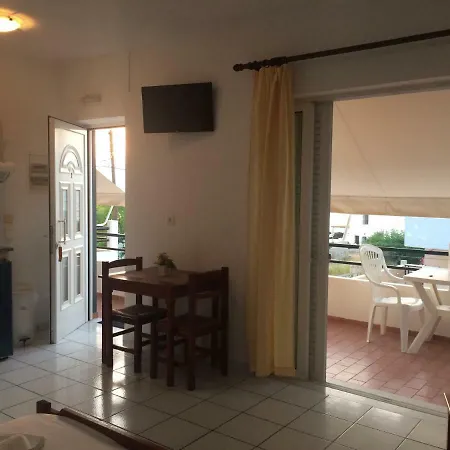 Ouranos Studios Apartment